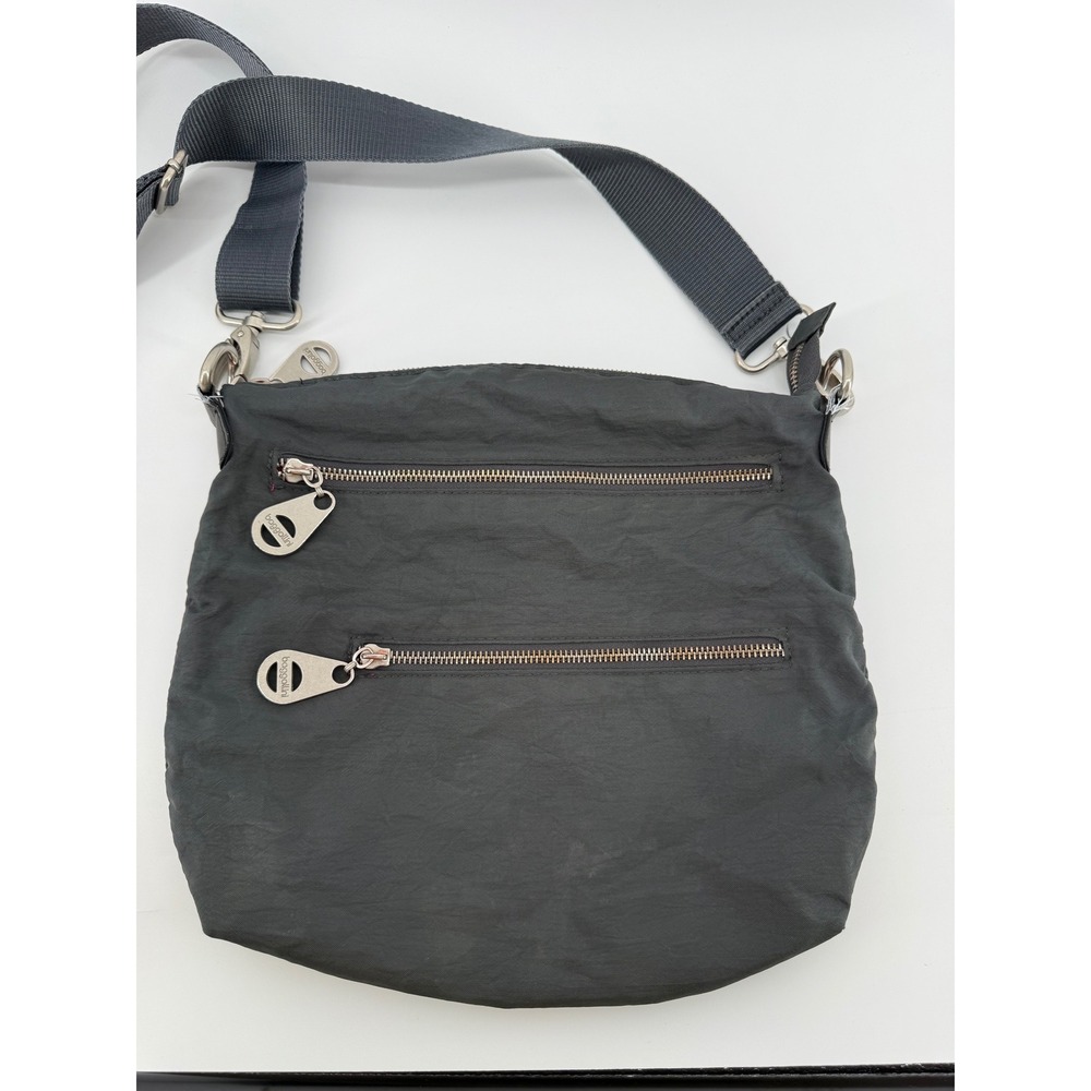 Baggallini Gray Nylon Crossbody Bag Pink Lining Multi Pocket Travel Purse